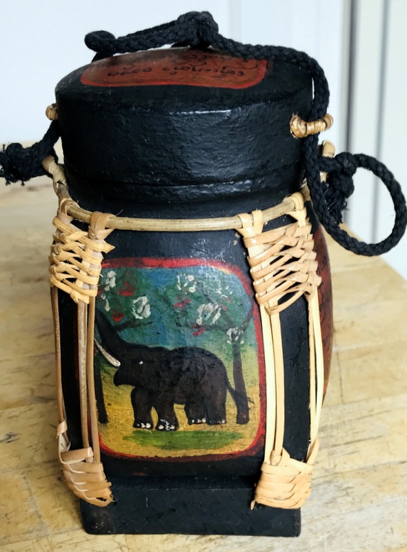 Diverses matières · Afrique - Asie - Objets Divers