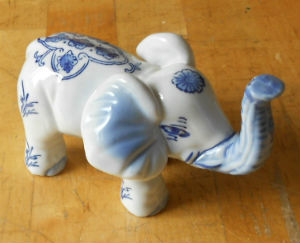 Diverses matières · Elephants EN Porcelaine - Ceramique