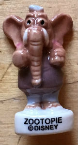 Objets insolites · Feves