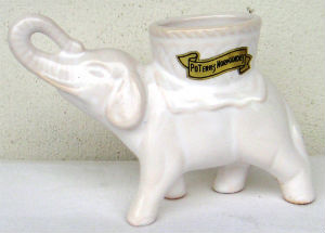 Diverses matières · Elephants EN Porcelaine - Ceramique