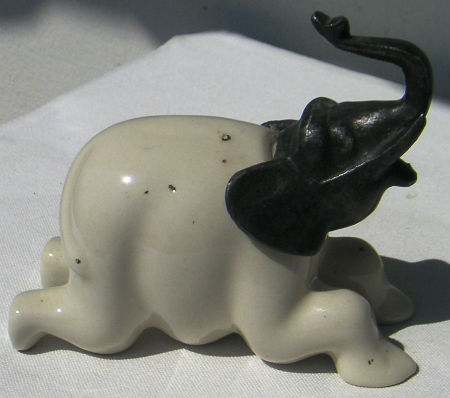 Diverses matières · Elephants EN Porcelaine - Ceramique