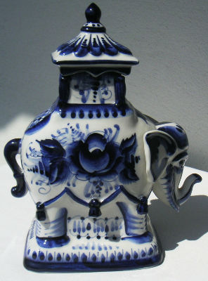 Diverses matières · Elephants EN Porcelaine - Ceramique