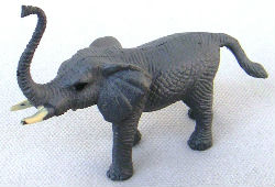 Jouets · Elephants Divers Matieres - Petites Tailles