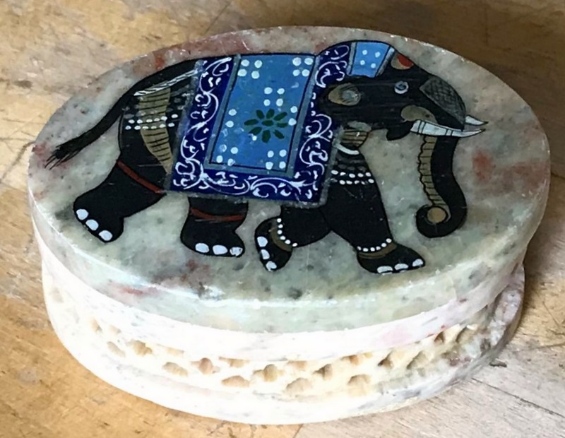 Diverses matières · Afrique - Asie - Objets Divers