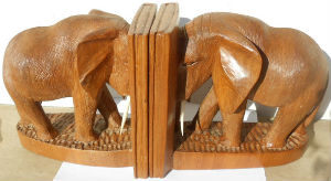 Diverses matières · Osier · 2 KG pièce - long. 24 cm - Larg. 12 - Haut. 21 cm